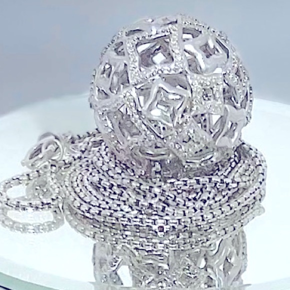 David Yurman Diamond Quatrefoil Ball Pendant Necklace - Picture 10 of 13